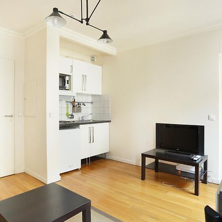 Pick A Flat'S Apartments In Batignolles - Rue Biot París Exterior foto