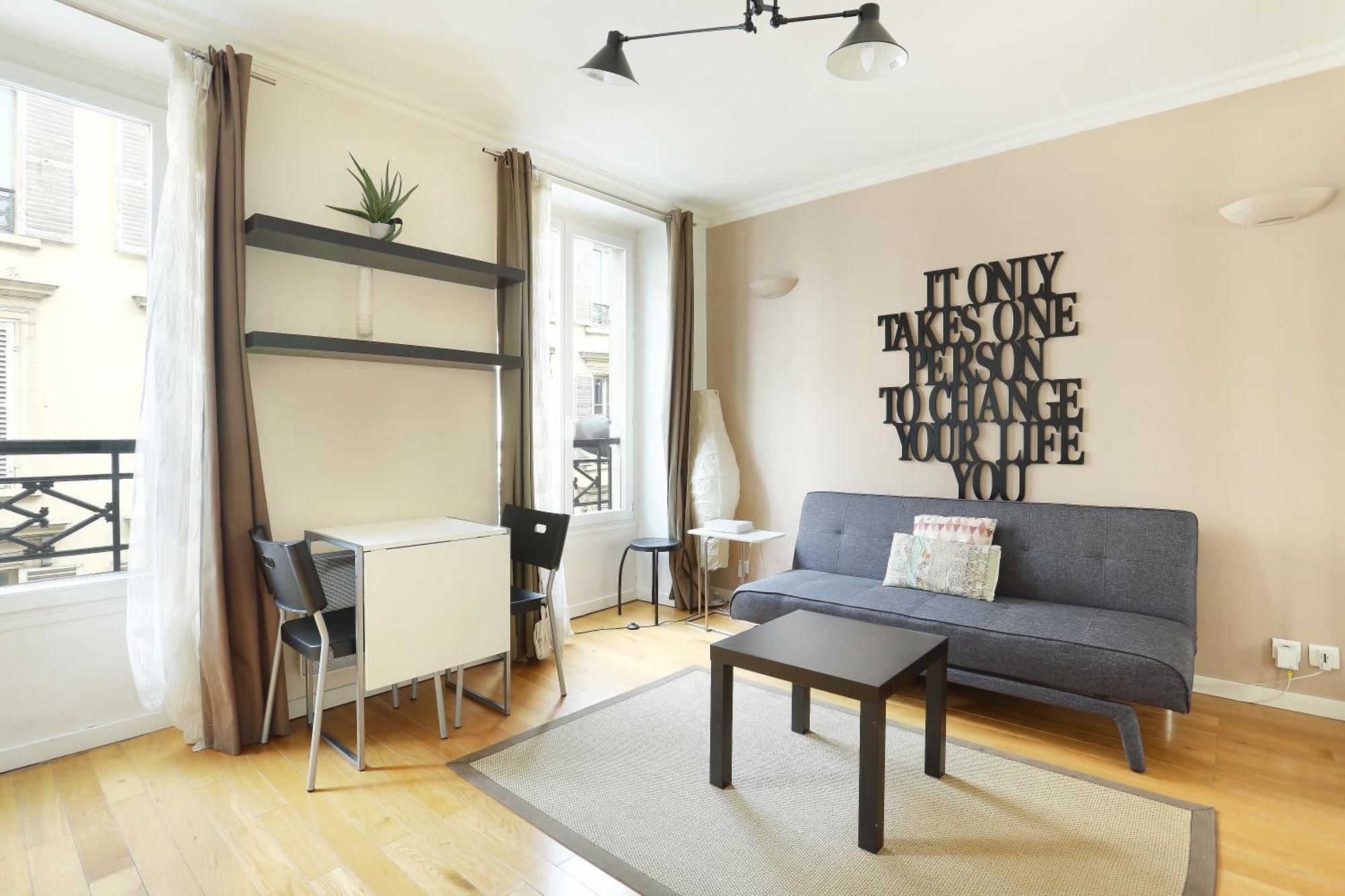 Pick A Flat'S Apartments In Batignolles - Rue Biot París Exterior foto