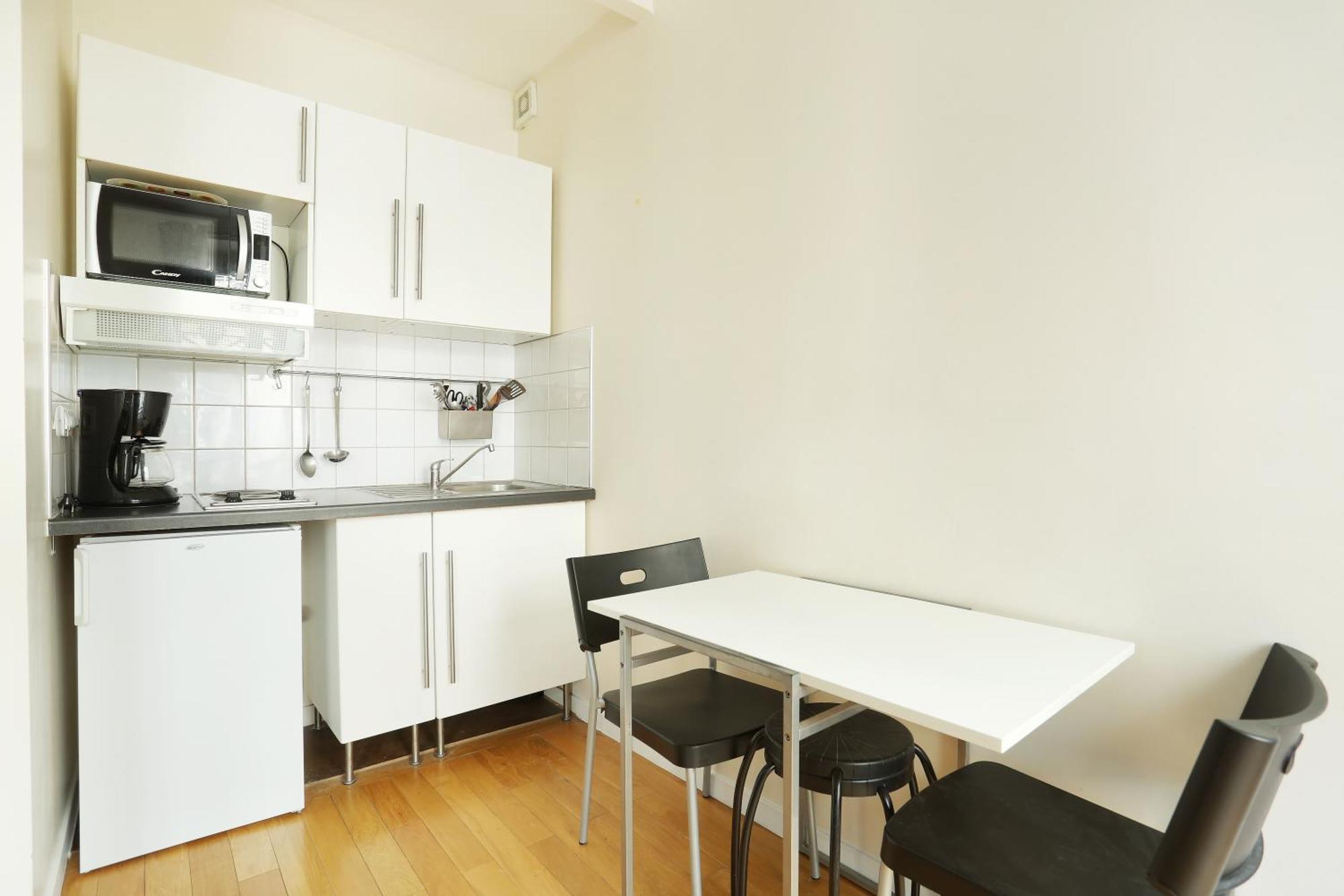 Pick A Flat'S Apartments In Batignolles - Rue Biot París Exterior foto